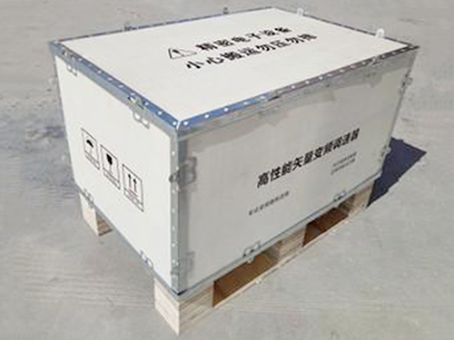 不长虫木箱