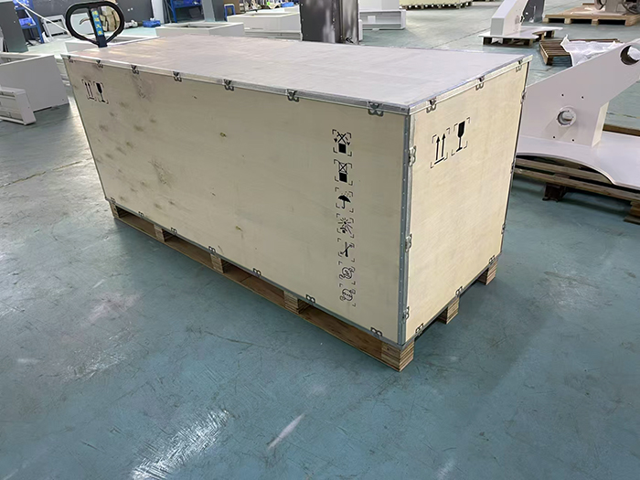 钢带箱